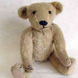 Antique teddy store bears identification
