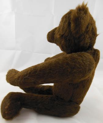 Side view of Nona Pebworth Teddy Bear