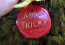 Tricky Schuco Label